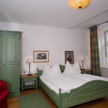 Gasthof Zum Greif 莱奥本 外观 照片